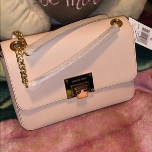 💥SOLD💥ichael Kors Tina MD Shldr Flap Leather